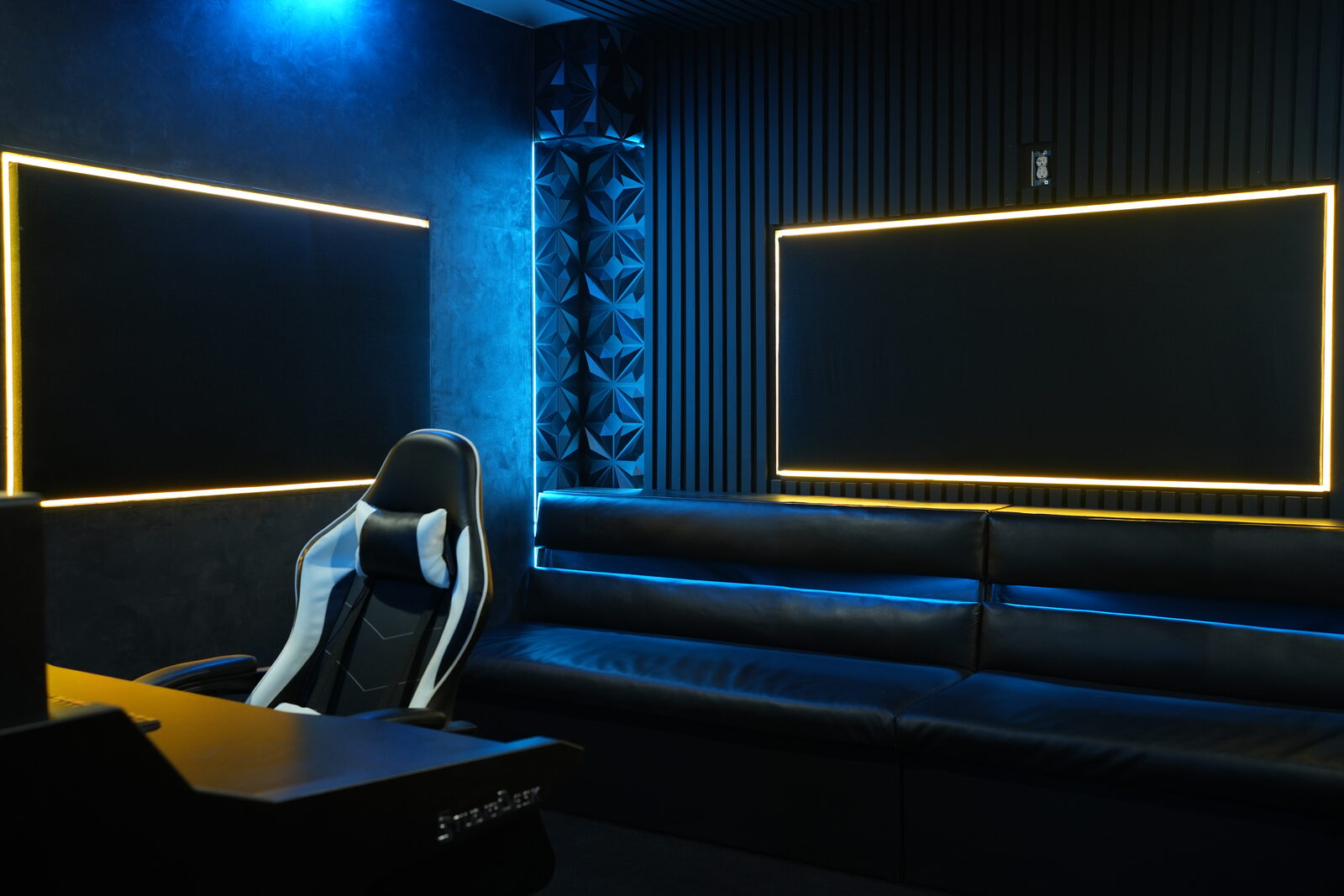 Jupiter room at LoudHouse Studios