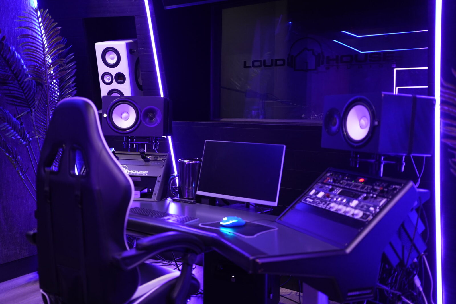 Mars room at LoudHouse Studios